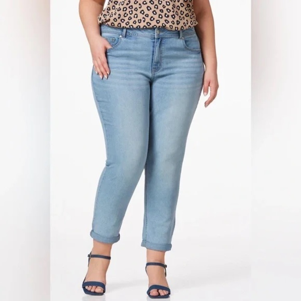 Cato | PLUS SIZE HIGH- RISE GIRLFRIEND JEANS SIZE 28W